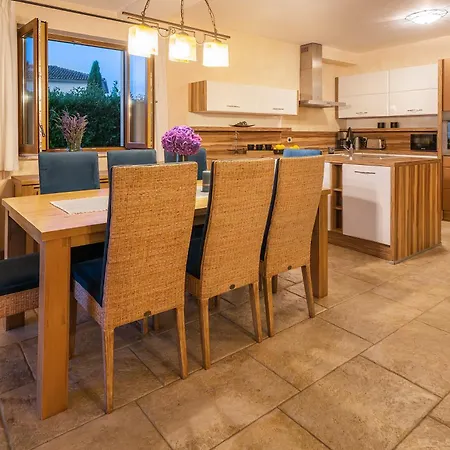 Mikulina 빌라 말린스카